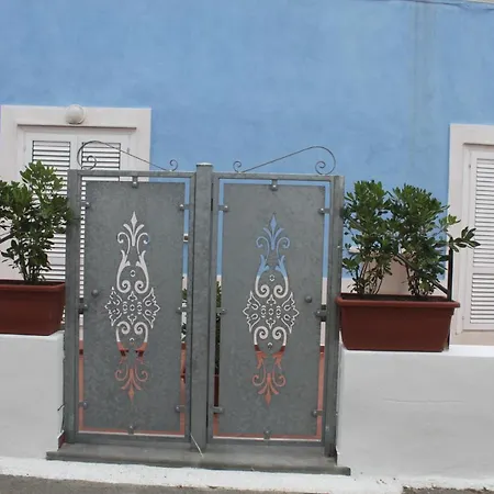 Dieci Maggio- Beb Dory, Nemo, Guizzo Oda ve Kahvaltı