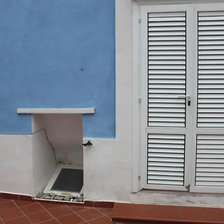 Bed & Breakfast Dieci Maggio- Beb Dory, Nemo, Guizzo