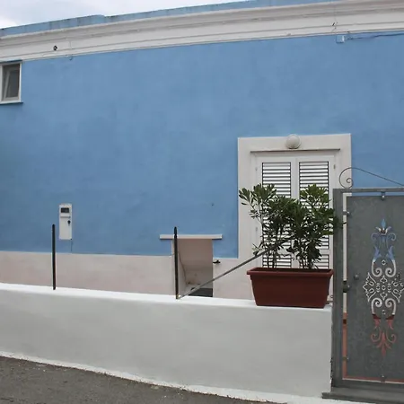 Bed & Breakfast Dieci Maggio- Beb Dory, Nemo, Guizzo