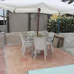 Dieci Maggio- Beb Dory, Nemo, Guizzo 住宿加早餐酒店 蓬扎