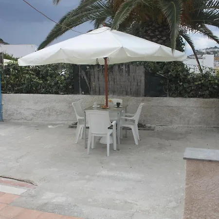 Bed & Breakfast Dieci Maggio- Beb Dory, Nemo, Guizzo *