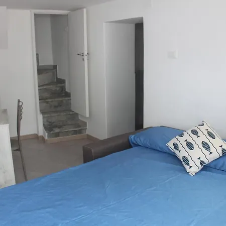 Bed & Breakfast Dieci Maggio- Beb Dory, Nemo, Guizzo